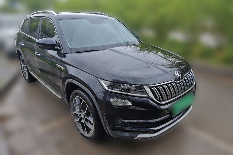 Used Skoda Kodiaq 2019 Facelifted TSI330 5-Seater Two-Wheel-Drive Luxury Enjoyment Edition China VI Standard Front Right 45 Deg