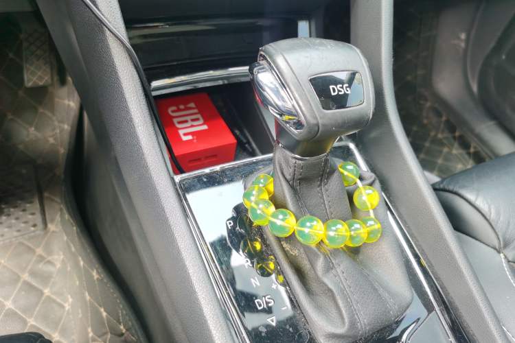 Used Skoda Kodiaq 2019 Facelifted TSI330 5-Seater Two-Wheel-Drive Luxury Enjoyment Edition China VI Standard Gear Lever