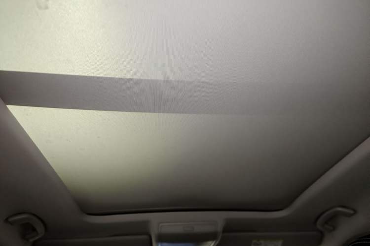 Used Skoda Kodiaq 2019 Restyled TSI330 5-Seater Two-Wheel Drive Comfort Version China VI Standard Headliner