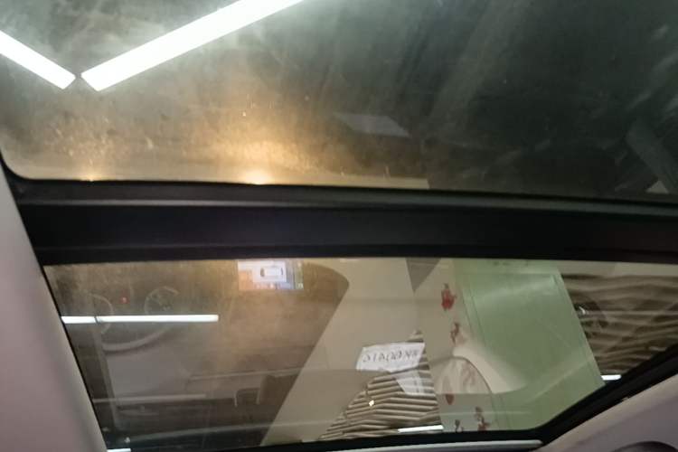 Used Skoda Kodiaq 2019 TSI330 7-Seater Two-Wheel-Drive Comfort Edition China V Standard Headliner