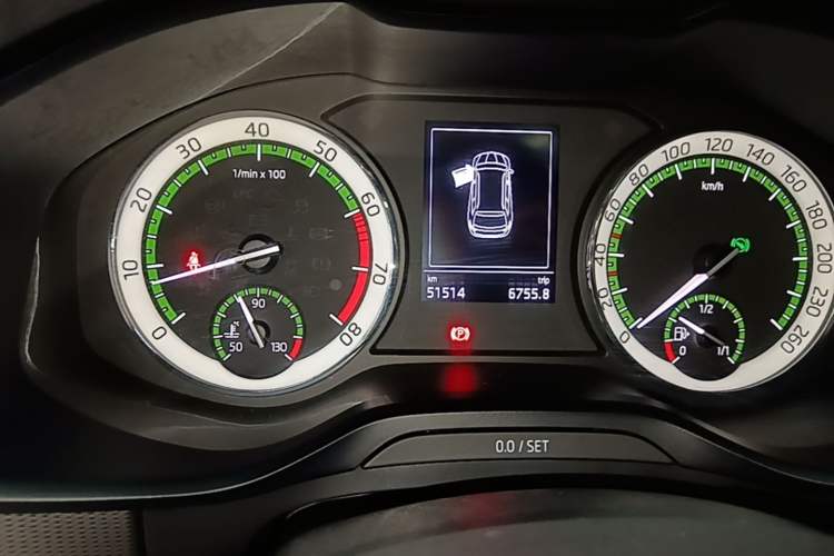 Used Skoda Kodiaq 2019 TSI330 7-Seater Two-Wheel-Drive Comfort Edition China V Standard Instrument Cluster