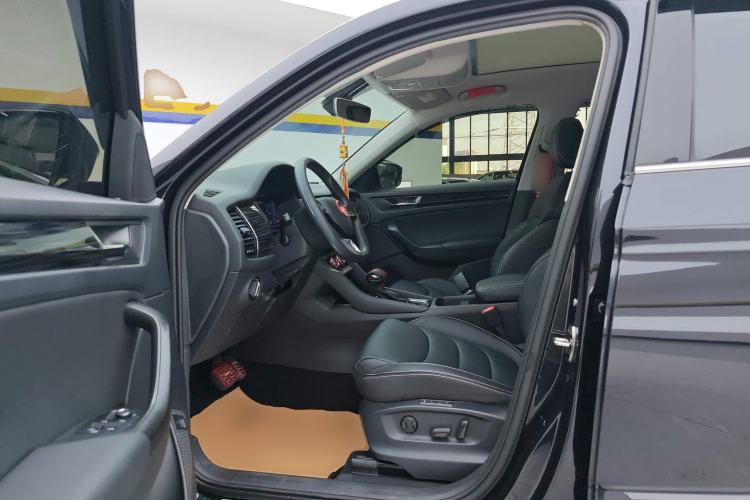 Used Skoda Kodiaq 2019 Facelifted TSI330 5-Seater Two-Wheel-Drive Luxury Enjoyment Edition China VI Standard Left Front Seat