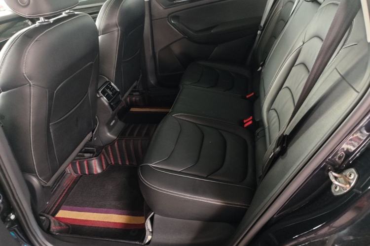 Used Skoda Kodiaq 2019 Facelifted TSI330 5-Seater Two-Wheel-Drive Luxury Enjoyment Edition China VI Standard Left Rear Seat