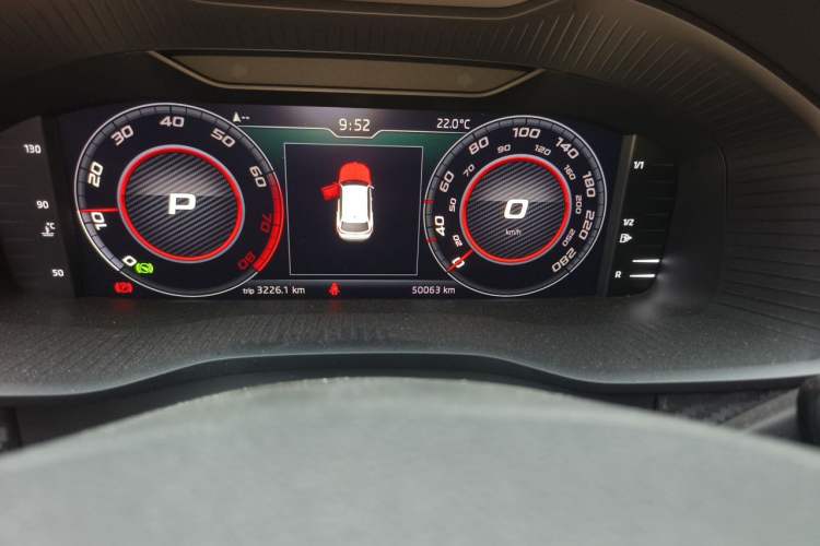 Used Skoda Kodiaq 2019 Restyled TSI330 5-Seater Two-Wheel Drive Standard Version China VI Odometer Close Up