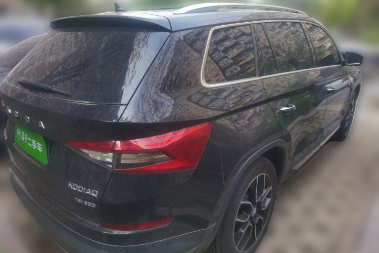 Used Skoda Kodiaq 2019 Facelifted TSI330 7-Seater Two-Wheel-Drive Luxury Enjoyment Edition China VI Standard Rear Right 45 Deg