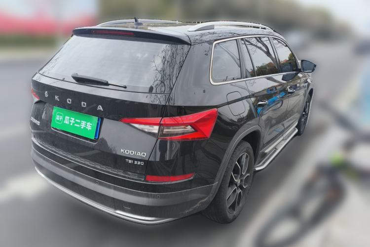 Used Skoda Kodiaq 2019 Facelifted TSI330 7-Seater Two-Wheel-Drive Luxury Enjoyment Edition China VI Standard Rear Right 45 Deg