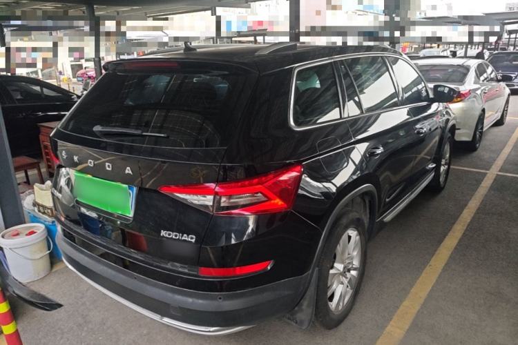 Used Skoda Kodiaq 2019 Facelifted TSI330 5-Seater Two-Wheel-Drive Luxury Enjoyment Edition China VI Standard Rear Right 45 Deg