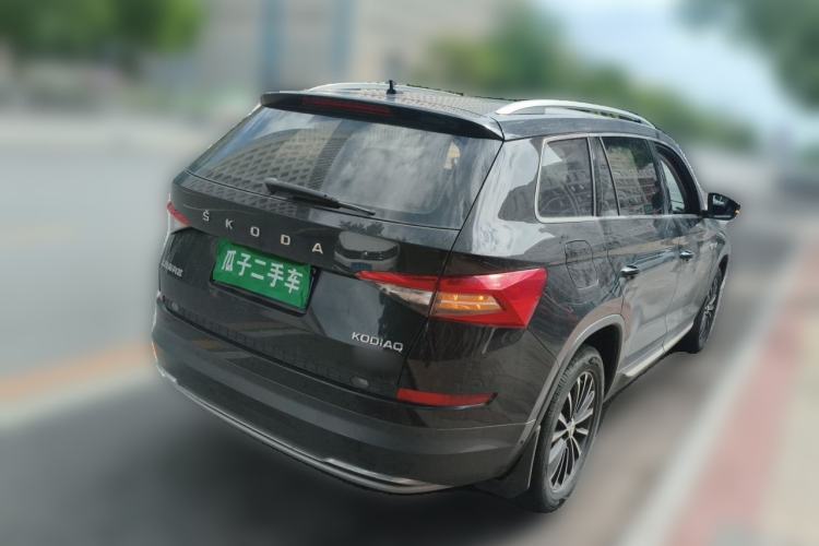 Used Skoda Kodiaq 2019 Facelifted TSI330 5-Seater Two-Wheel-Drive Luxury Enjoyment Edition China V Emission Standard Rear Right 45 Deg
