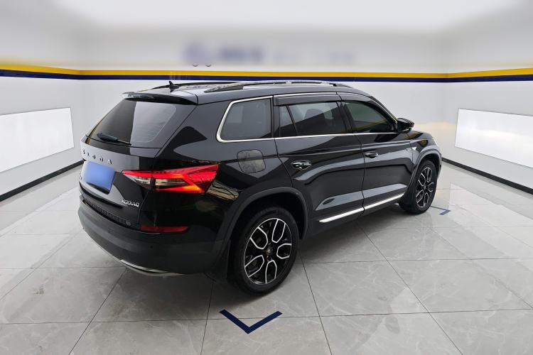Used Skoda Kodiaq 2019 Facelifted TSI330 5-Seater Two-Wheel-Drive Luxury Enjoyment Edition China VI Standard Rear Right 45 Deg