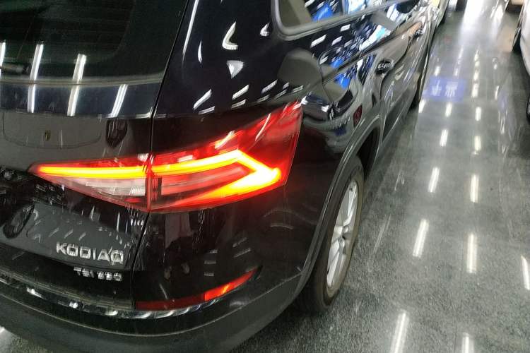 Used Skoda Kodiaq 2019 Restyled TSI330 5-Seater Two-Wheel Drive Standard Version China VI Right Rear Taillight