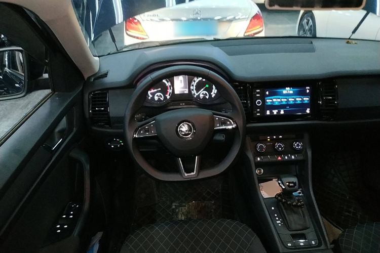 Used Skoda Kodiaq 2019 Restyled TSI330 5-Seater Two-Wheel Drive Standard Version China VI Steering Wheel