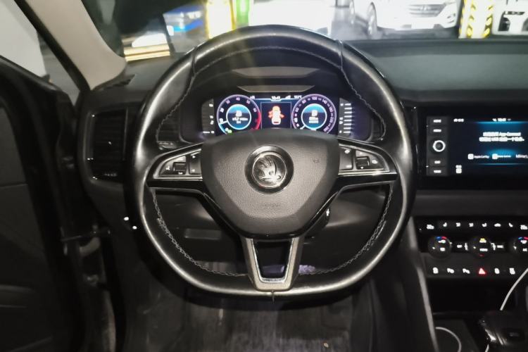Used Skoda Kodiaq 2019 Facelifted TSI330 5-Seater Two-Wheel-Drive Luxury Enjoyment Edition China VI Standard Steering Wheel