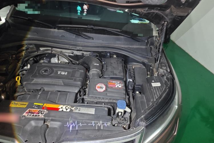 Used Skoda Kodiaq 2019 Facelifted TSI380 7-Seater All-Wheel-Drive Flagship Version China VI Standard Engine Bay Left