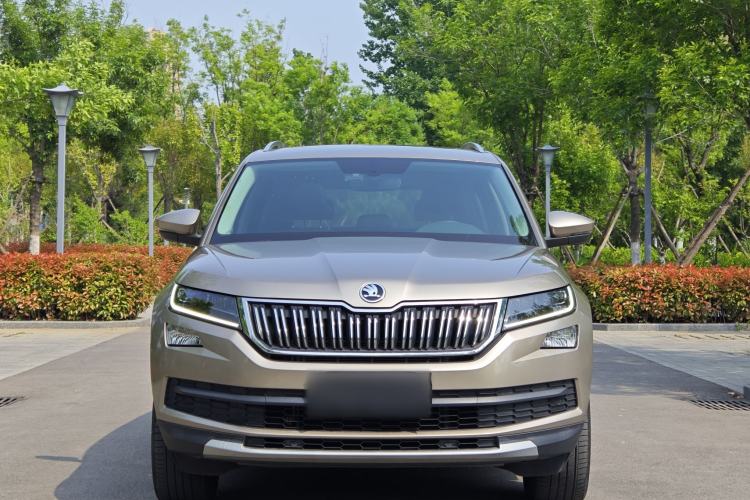 Used Skoda Kodiaq 2019 Facelifted TSI330 5-Seater Two-Wheel-Drive Luxury Enjoyment Edition China VI Standard Exterior 1
