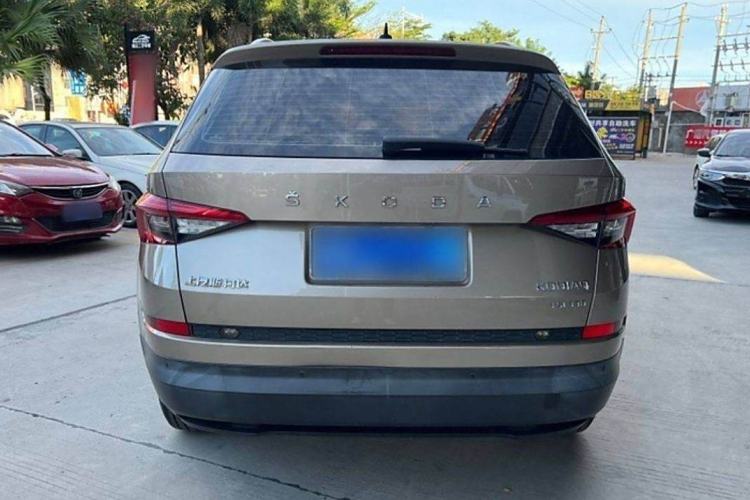 Used Skoda Kodiaq 2019 Restyled TSI330 5-Seater Two-Wheel Drive Standard Version China VI Exterior 4