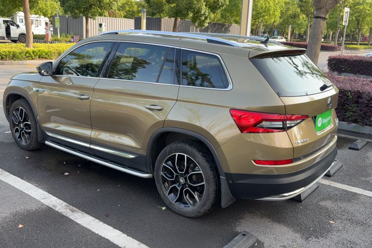 Used Skoda Kodiaq 2019 Facelifted TSI330 7-Seater Two-Wheel-Drive Luxury Enjoyment Edition China VI Standard Exterior 4