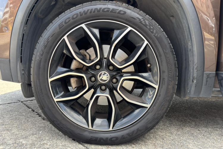 Used Skoda Kodiaq 2019 Facelifted TSI330 7-Seater Two-Wheel-Drive Luxury Enjoyment Edition China VI Standard Exterior 6