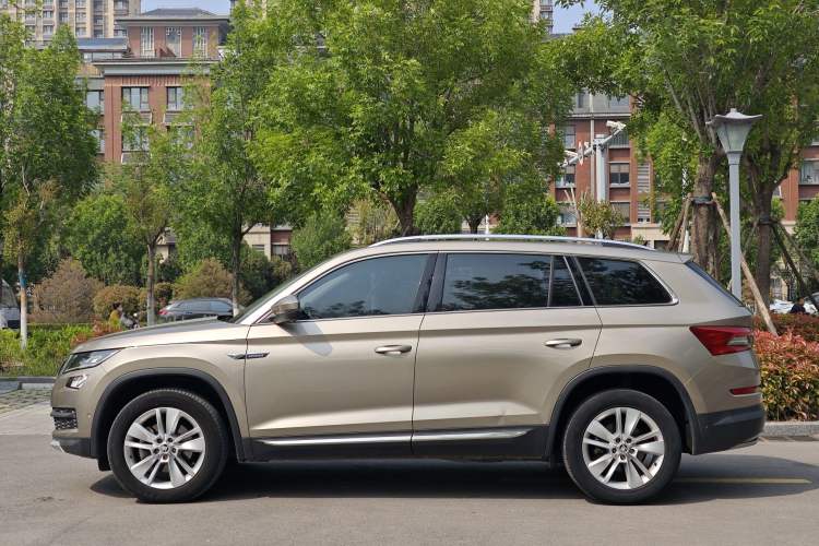 Used Skoda Kodiaq 2019 Facelifted TSI330 5-Seater Two-Wheel-Drive Luxury Enjoyment Edition China VI Standard Exterior 7