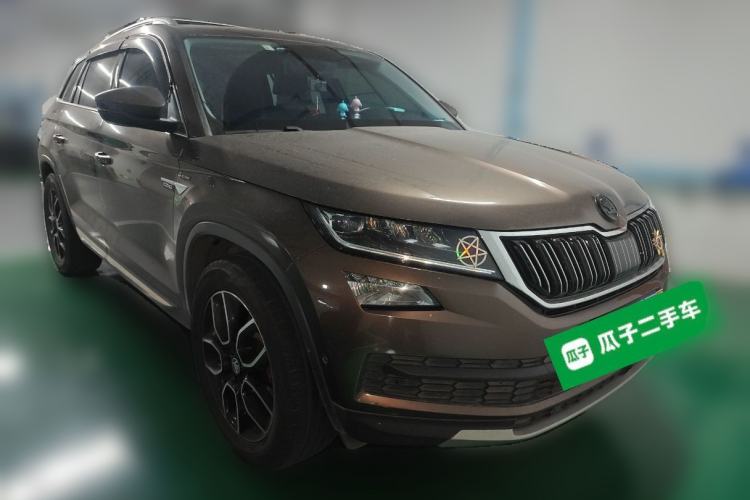 Used Skoda Kodiaq 2019 Facelifted TSI380 7-Seater All-Wheel-Drive Flagship Version China VI Standard Front Right 45 Deg