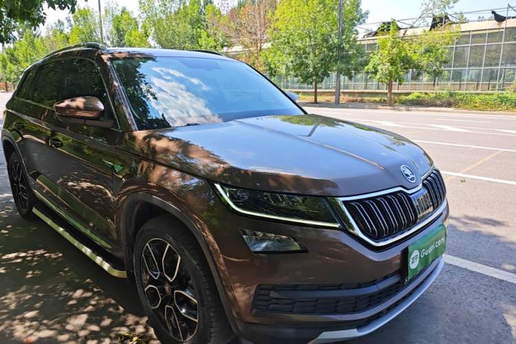 Used Skoda Kodiaq 2019 TSI380 7-Seater Four-Wheel-Drive Flagship Model China V Standard Front Right 45 Deg