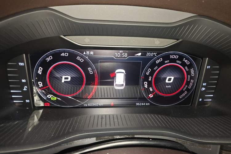 Used Skoda Kodiaq 2019 Facelifted TSI380 7-Seater All-Wheel-Drive Flagship Version China VI Standard Instrument Cluster