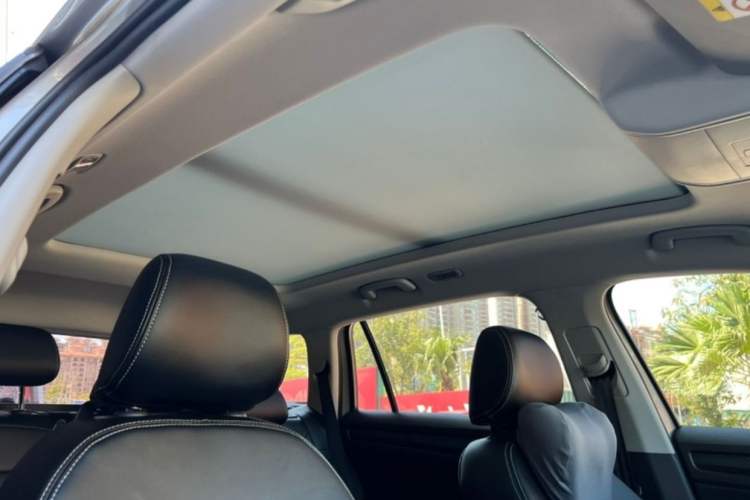 Used Skoda Kodiaq 2019 Restyled TSI330 5-Seater Two-Wheel Drive Standard Version China VI Interior 6