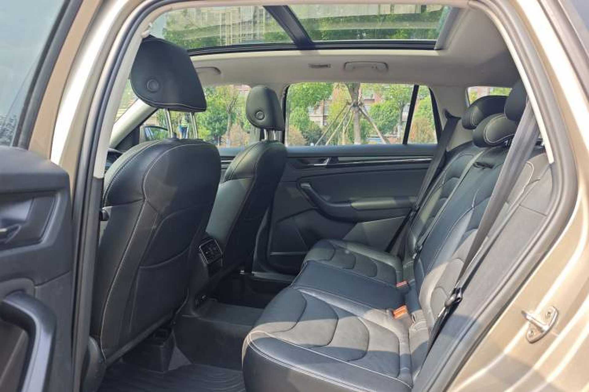 Used Skoda Kodiaq 2019 Facelifted TSI330 5-Seater Two-Wheel-Drive Luxury Enjoyment Edition China VI Standard Interior 7