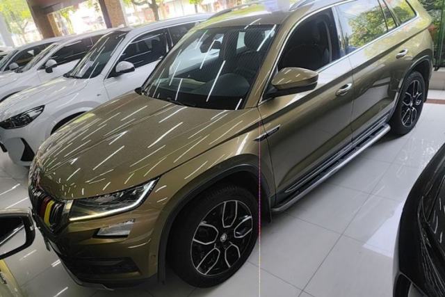 Ojetý Skoda Kodiaq 2019 Facelifted TSI330 7-Seater Two-Wheel-Drive Luxury Enjoyment Edition China VI Standard