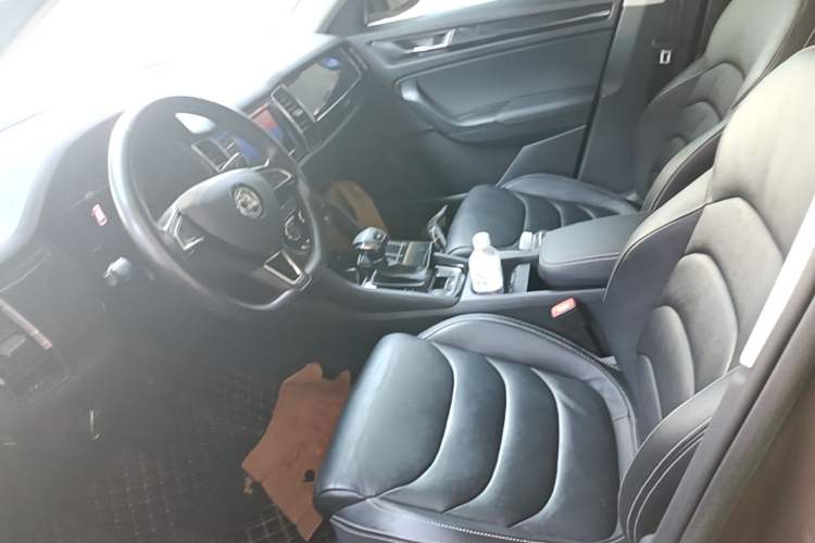 Used Skoda Kodiaq 2019 Facelifted TSI330 7-Seater Two-Wheel-Drive Luxury Enjoyment Edition China VI Standard Left Front Seat
