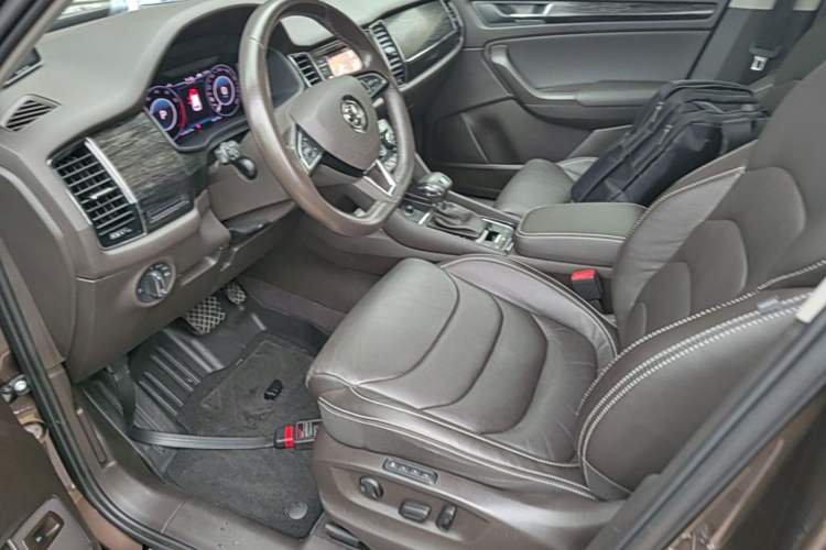 Used Skoda Kodiaq 2019 Facelifted TSI330 7-Seater Two-Wheel-Drive Luxury Enjoyment Edition China VI Standard Left Front Seat