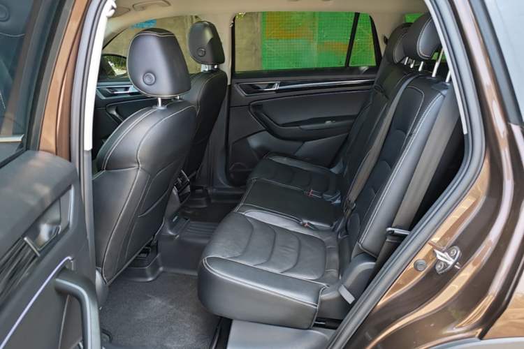 Used Skoda Kodiaq 2019 TSI380 7-Seater Four-Wheel-Drive Flagship Model China V Standard Left Rear Seat