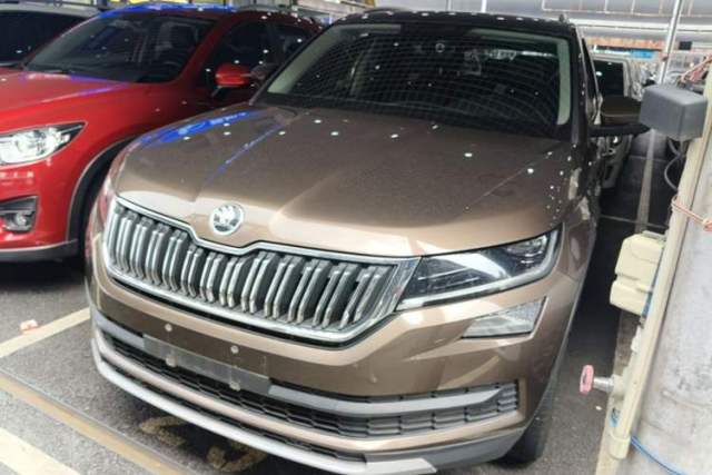 Used Skoda Kodiaq 2019 Facelifted TSI330 7-Seater Two-Wheel-Drive Luxury Enjoyment Edition China VI Standard