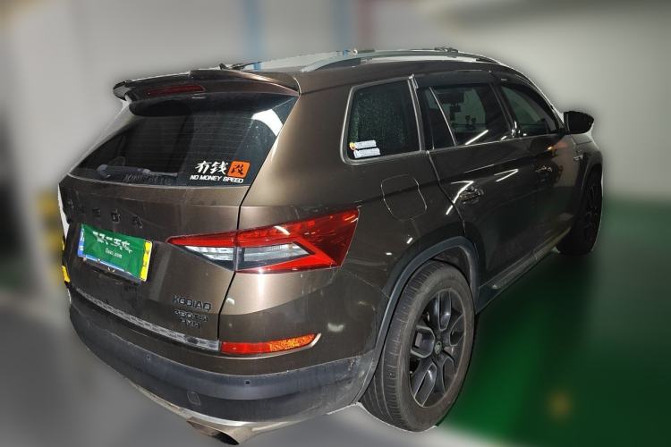 Used Skoda Kodiaq 2019 Facelifted TSI380 7-Seater All-Wheel-Drive Flagship Version China VI Standard Rear Right 45 Deg