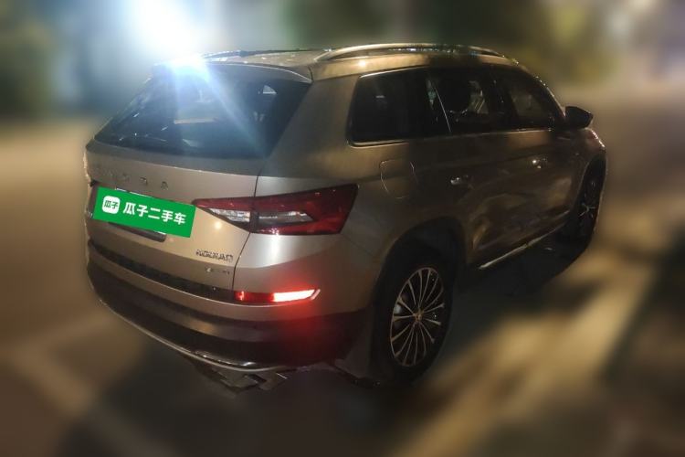 Used Skoda Kodiaq 2019 Facelifted TSI330 7-Seater Two-Wheel-Drive Luxury Enjoyment Edition China VI Standard Rear Right 45 Deg