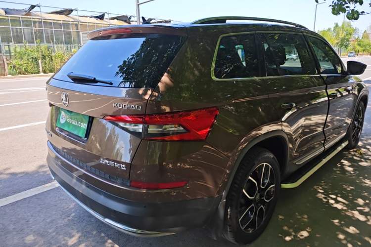 Used Skoda Kodiaq 2019 TSI380 7-Seater Four-Wheel-Drive Flagship Model China V Standard Rear Right 45 Deg