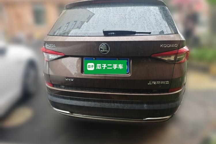 Used Skoda Kodiaq 2019 Updated TSI380 7-Seater All-Wheel-Drive Flagship Version China V Emission Standard Rear