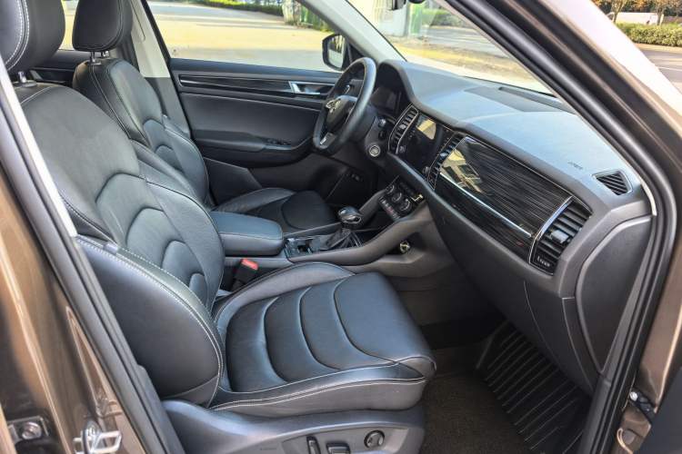 Used Skoda Kodiaq 2019 TSI380 7-Seater Four-Wheel-Drive Flagship Model China V Standard Right Front Seat