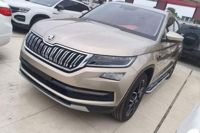 Used Skoda Kodiaq 2019 Facelifted TSI330 7-Seater Two-Wheel-Drive Luxury Enjoyment Edition China VI Standard