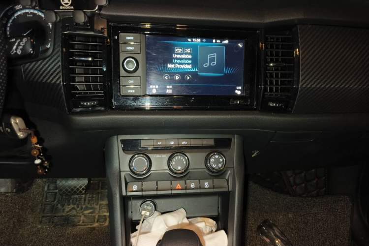 Used Skoda Kodiaq 2019 Restyled TSI330 5-Seater Two-Wheel Drive Standard Version China VI Audio And AC Panel