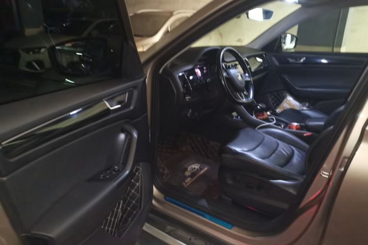 Used Skoda Kodiaq 2019 TSI330 5-Seat Two-Wheel Drive Luxury Enjoyment Edition China V Standard Driver Seat
