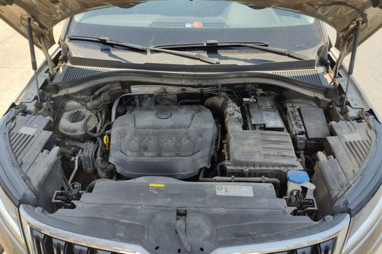 Used Skoda Kodiaq 2019 Facelifted TSI330 5-Seater Two-Wheel-Drive Luxury Enjoyment Edition China VI Standard Engine Bay