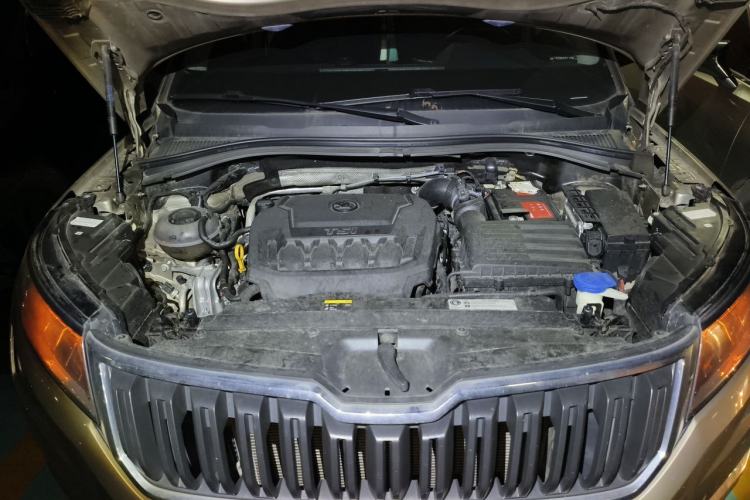 Used Skoda Kodiaq 2019 Restyled TSI330 5-Seater Two-Wheel Drive Standard Version China VI Engine Bay