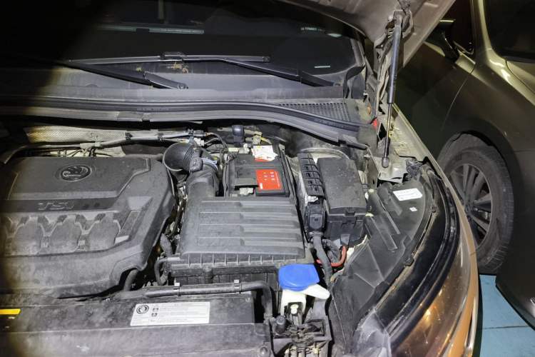 Used Skoda Kodiaq 2019 Restyled TSI330 5-Seater Two-Wheel Drive Standard Version China VI Engine Bay Left