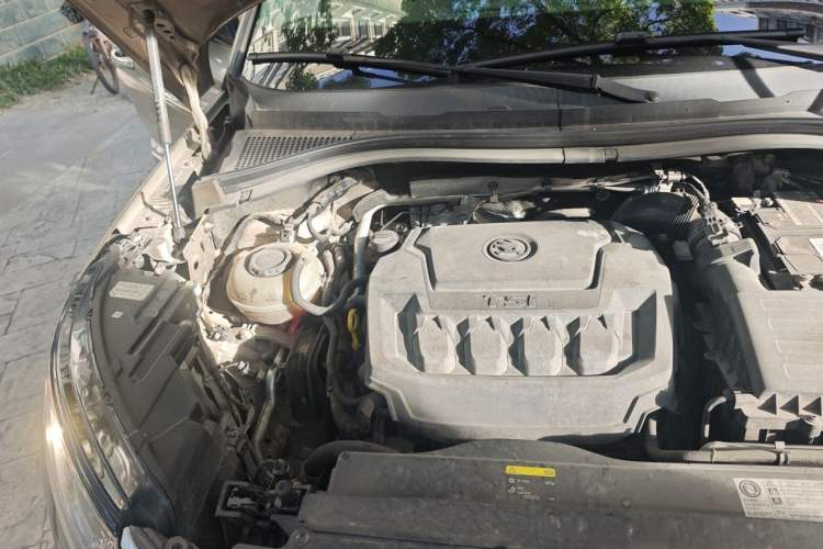 Used Skoda Kodiaq 2019 Restyled TSI330 5-Seater Two-Wheel Drive Comfort Version China VI Standard Engine Bay Right