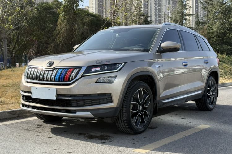 Used Skoda Kodiaq 2019 Facelifted TSI330 7-Seater Two-Wheel-Drive Luxury Enjoyment Edition China VI Standard Exterior 5