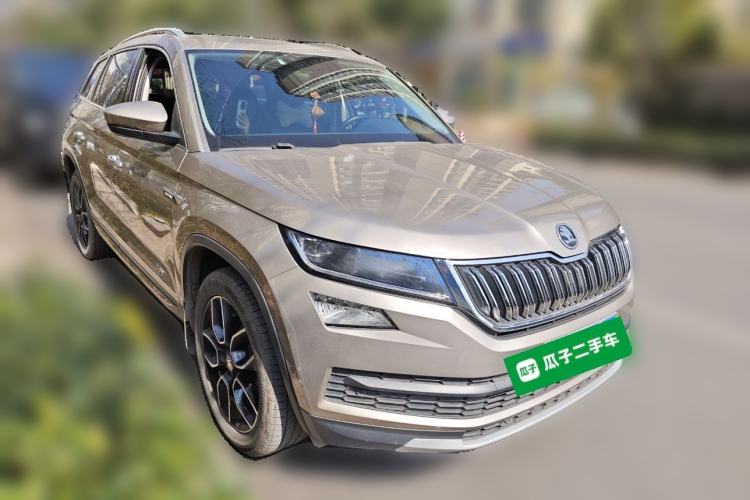 Used Skoda Kodiaq 2019 Facelifted TSI330 5-Seater Two-Wheel-Drive Luxury Enjoyment Edition China VI Standard Front Right 45 Deg