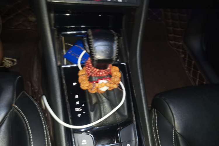 Used Skoda Kodiaq 2019 TSI330 5-Seat Two-Wheel Drive Luxury Enjoyment Edition China V Standard Gear Lever