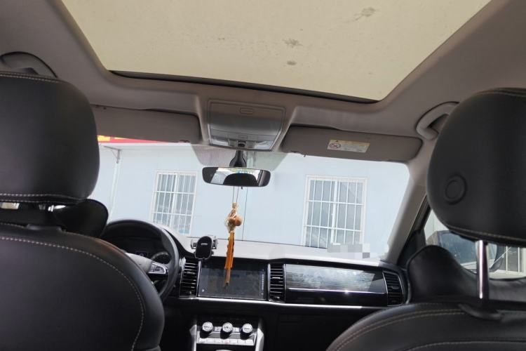 Used Skoda Kodiaq 2019 TSI330 5-Seat Two-Wheel Drive Luxury Enjoyment Edition China V Standard Headliner