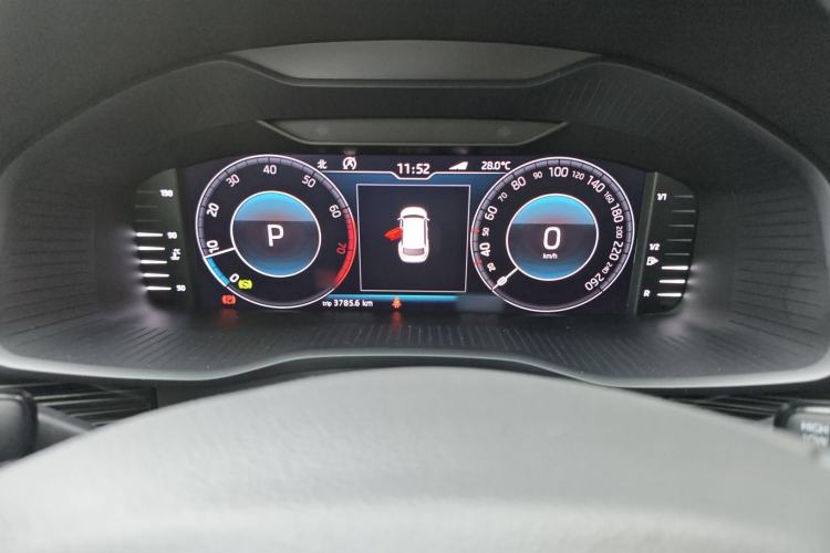Used Skoda Kodiaq 2019 Facelifted TSI330 5-Seater Two-Wheel-Drive Luxury Enjoyment Edition China VI Standard Instrument Cluster