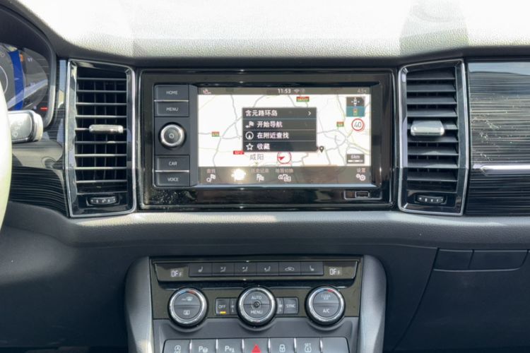 Used Skoda Kodiaq 2019 Facelifted TSI330 7-Seater Two-Wheel-Drive Luxury Enjoyment Edition China VI Standard Interior 3